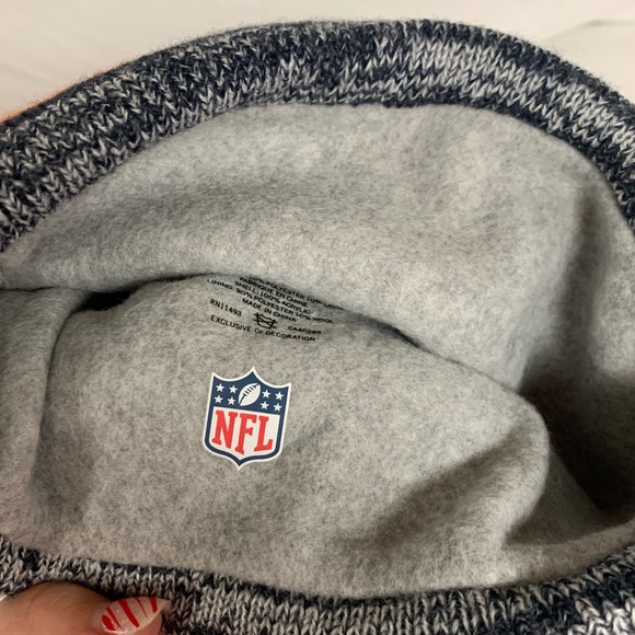 NWOT Chicago Bears New Era Fleece Lined Winter Beanie - Picture 3 of 5